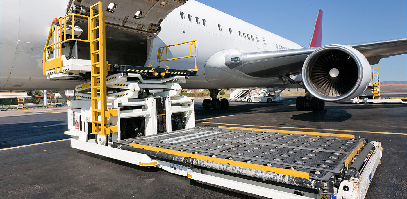 Parcel handling at a distribution center loading dock
